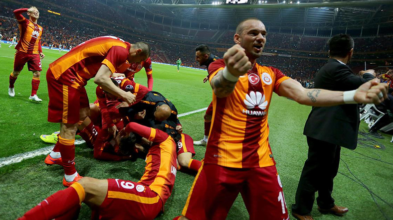 Liderlik Koltu U Galatasaray N Al Jazeera Turk Ortado U Kafkasya